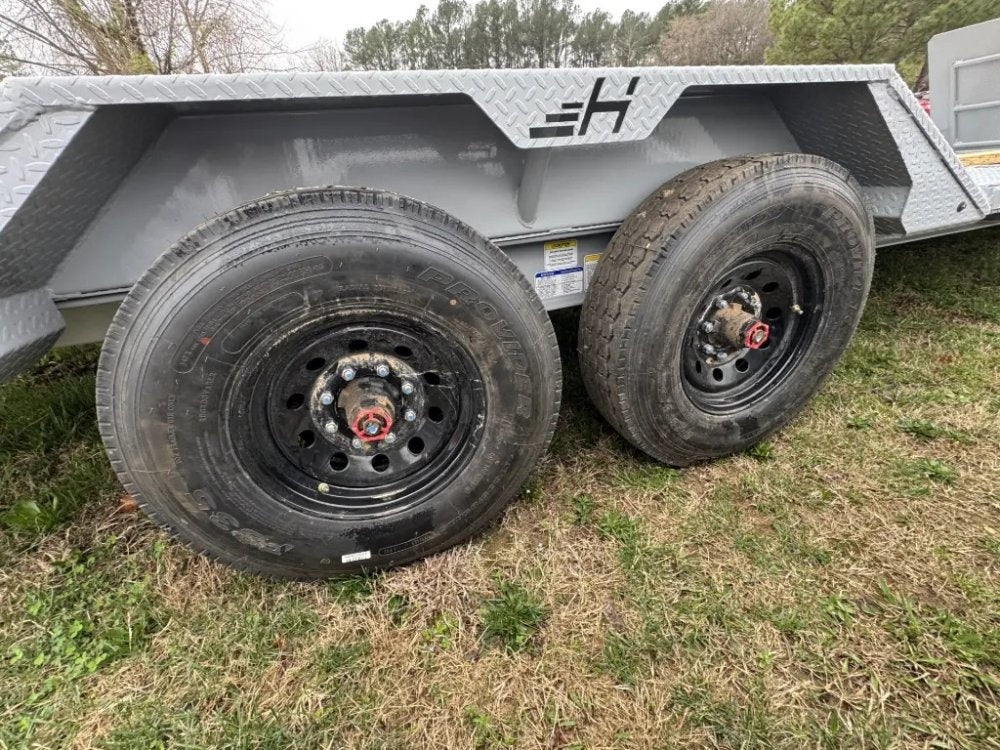 24'x102" Horizon ETZ Equipment Tilt - Equipment Tilt - TrailerSwap