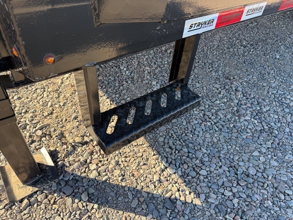 25' Stryker Gooseneck Deckover Trailer Mega Ramps - (2) 7K Axles - Super Single Deckover/DO 7K MR - Stryker Dealership Group