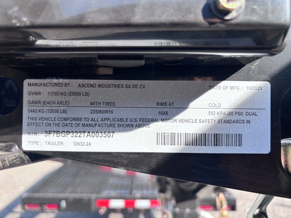 32' Stryker Gooseneck (2) 12K Axles Mega Ramps Dual Wheels - Dual Wheel Deckover/DO 12K MR - Stryker Dealership Group