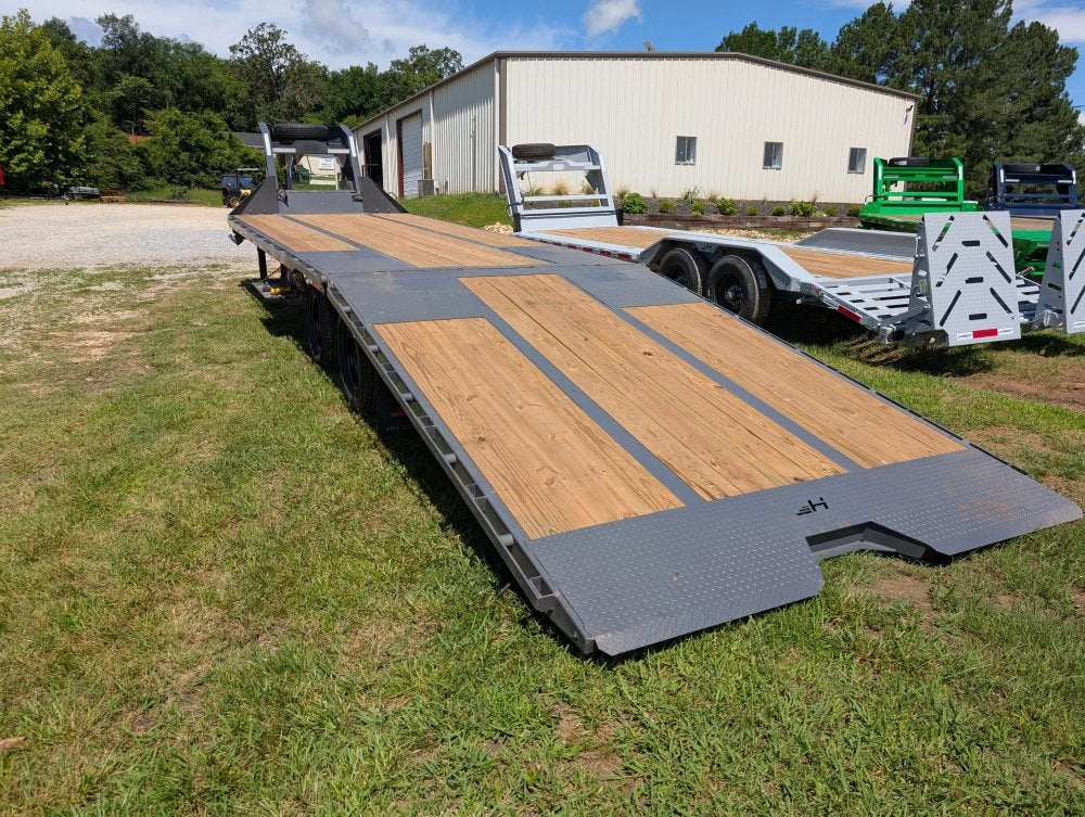 32'x102" Horizon FYZ Hydraulic Dovetail - Hydraulic Dovetail - TrailerSwap