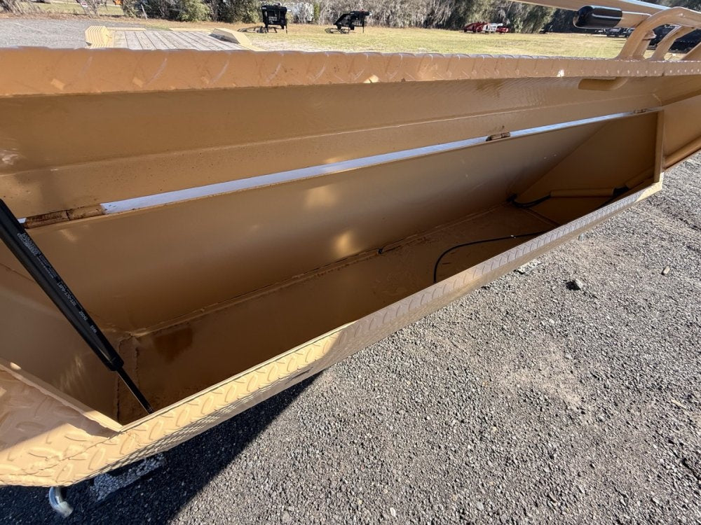 34' EWZ Gooseneck Equipment Hauler 8k Axles - Low Profile Equipment Trailers - TrailerSwap
