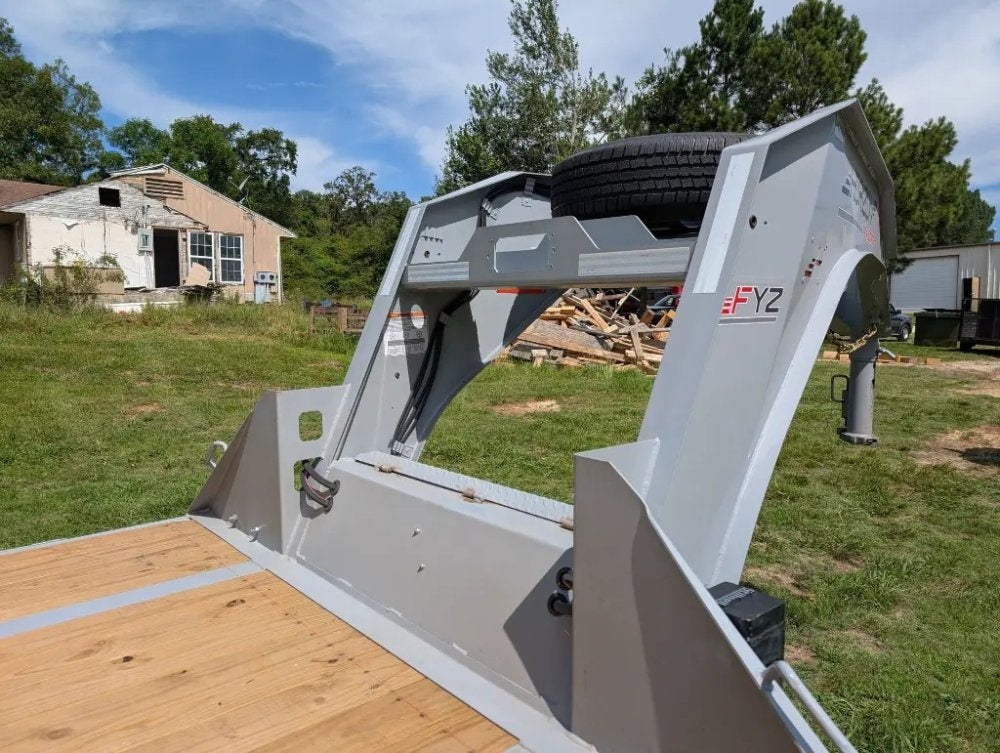 34'x102" Horizon FYZ Hydraulic Dovetail - Hydraulic Dovetail - TrailerSwap