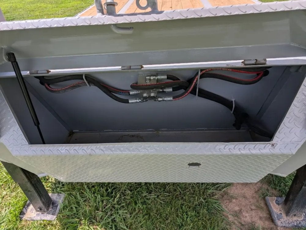 34'x102" Horizon FYZ Hydraulic Dovetail - Hydraulic Dovetail - TrailerSwap