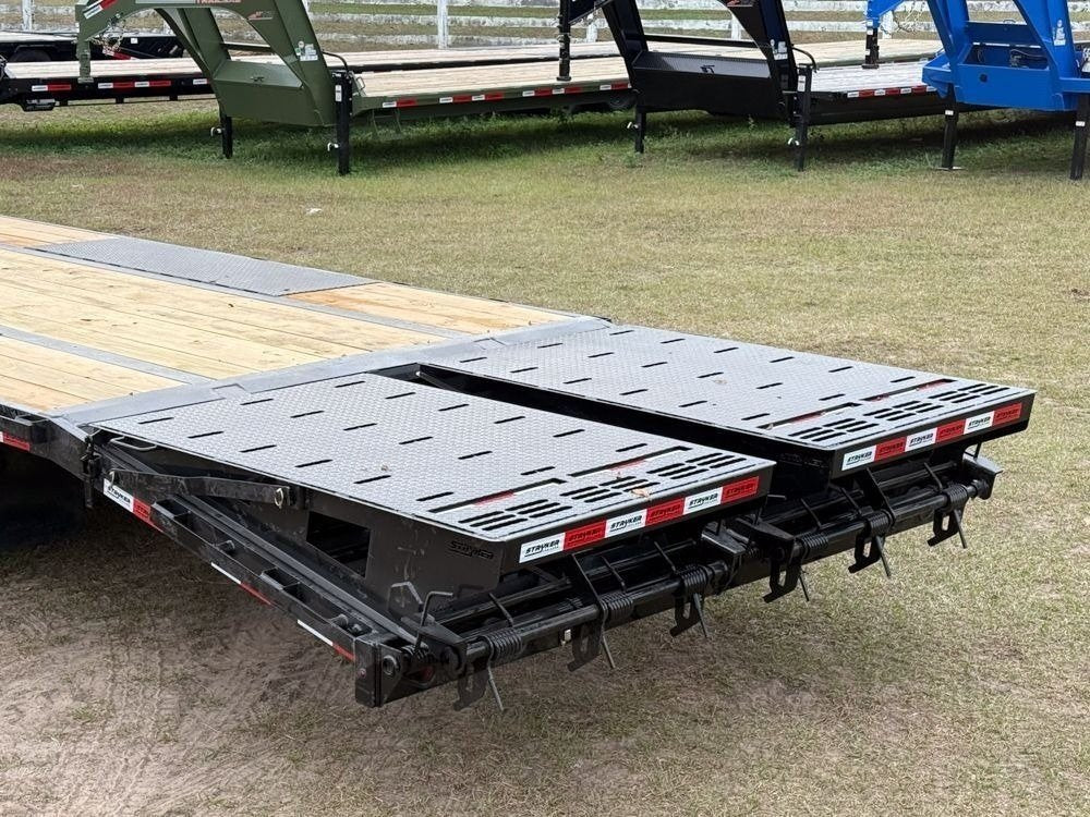 40' Stryker Gooseneck Hotshot Non-CDL Deckover Trailer Mega Ramps - (2) 10K Axles - Derated 4601