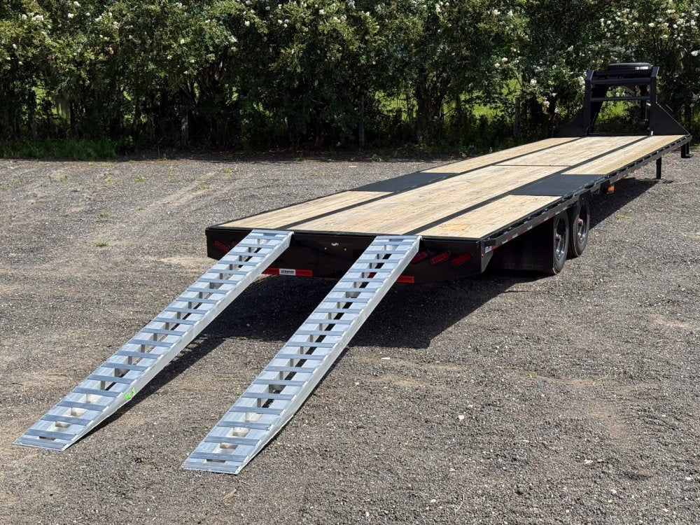 40' Stryker Hotshot Elite Gooseneck Trailer Straight Deck - (2) 10k Axles - Derated 12k GVWR 4603