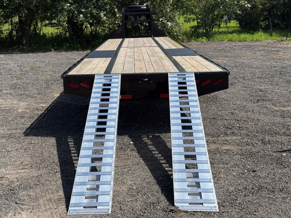 40' Stryker Hotshot Elite Gooseneck Trailer Straight Deck - (2) 10k Axles - Derated 12k GVWR 4603