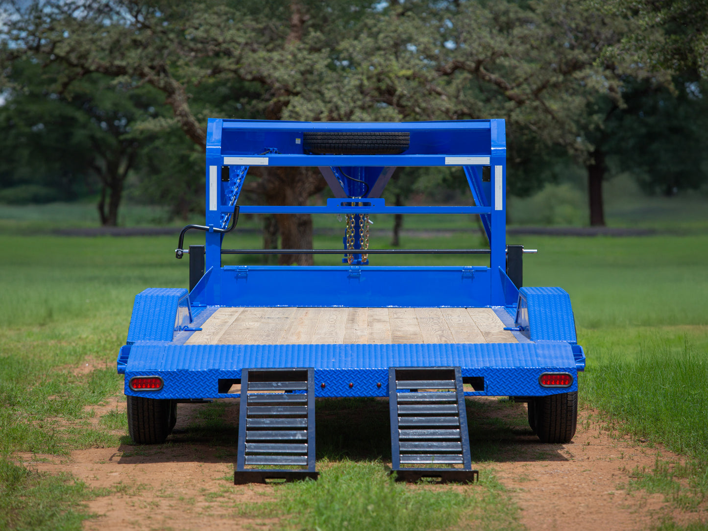 Buckshot AR Gooseneck Equipment Trailer