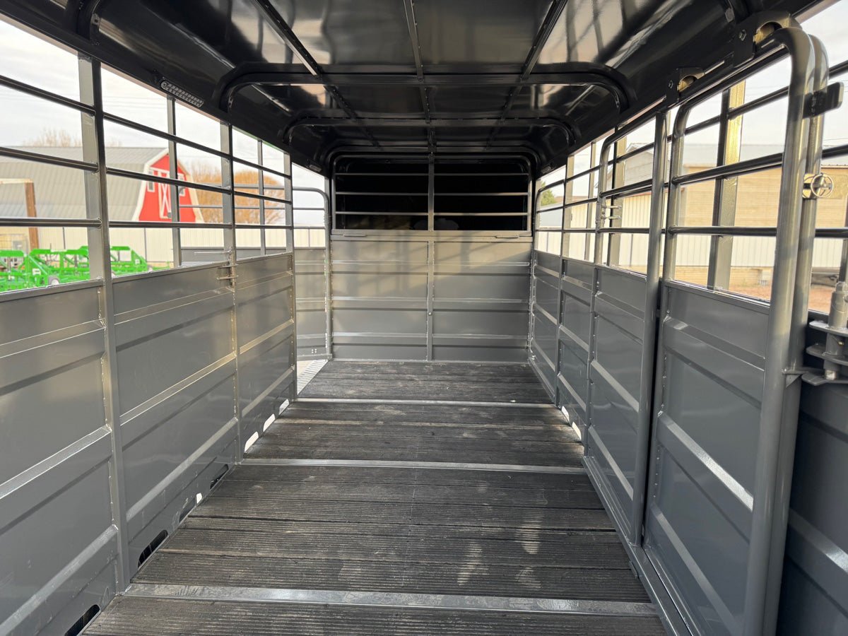 Cattleman Gooseneck Livestock Trailer