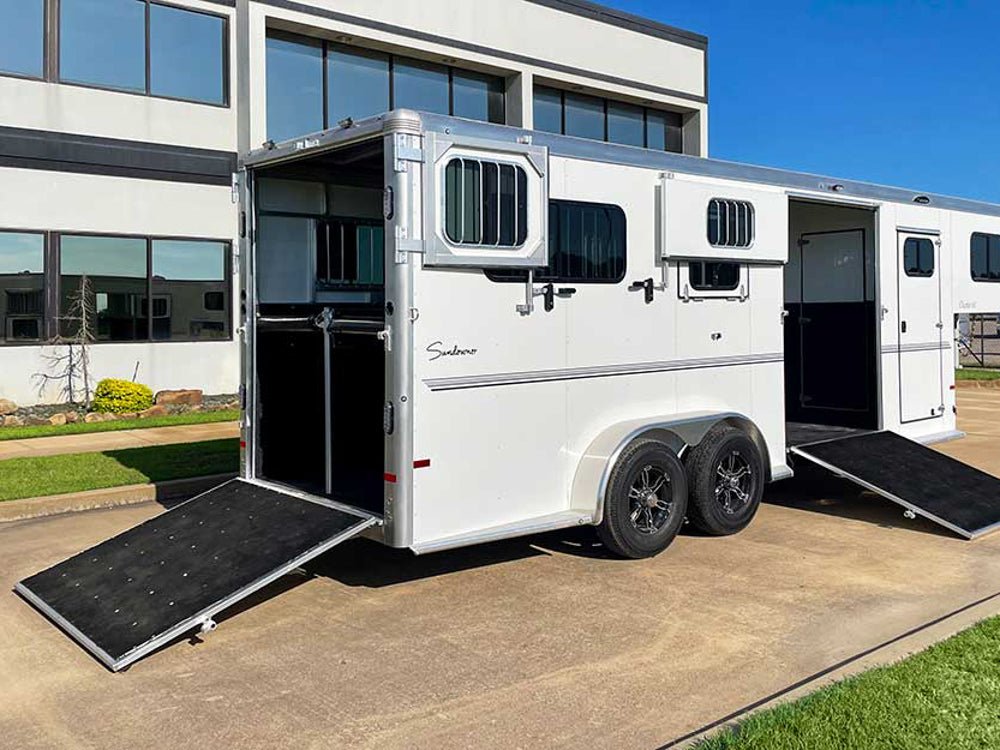 Charter TR SE 2+1 Gooseneck Trailer - Stryker Dealership Group