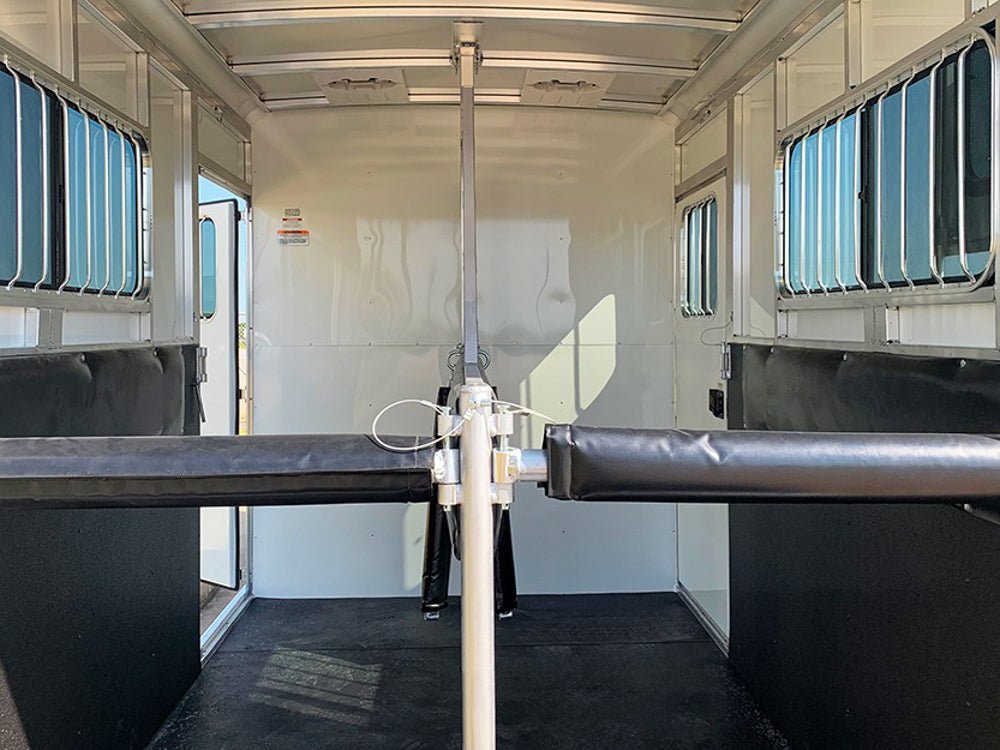 Charter TR SE Gooseneck Trailer - Stryker Dealership Group