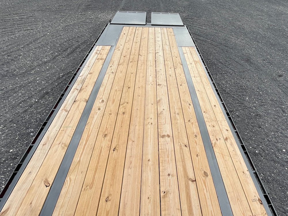 Diamond C FMAX Single Wheel Deckover Trailer - Stryker Dealership Group