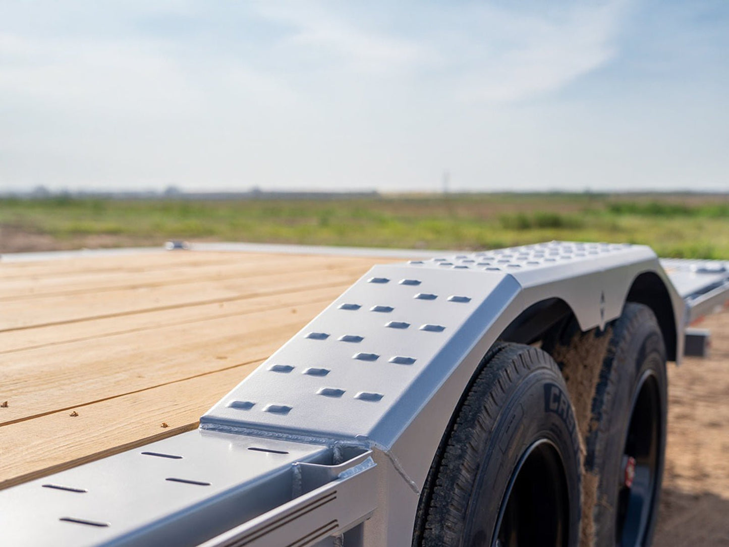 Diamond C HXD Low Pro Bumper Pull Extra Wide Split Tilt Equipment Trailer