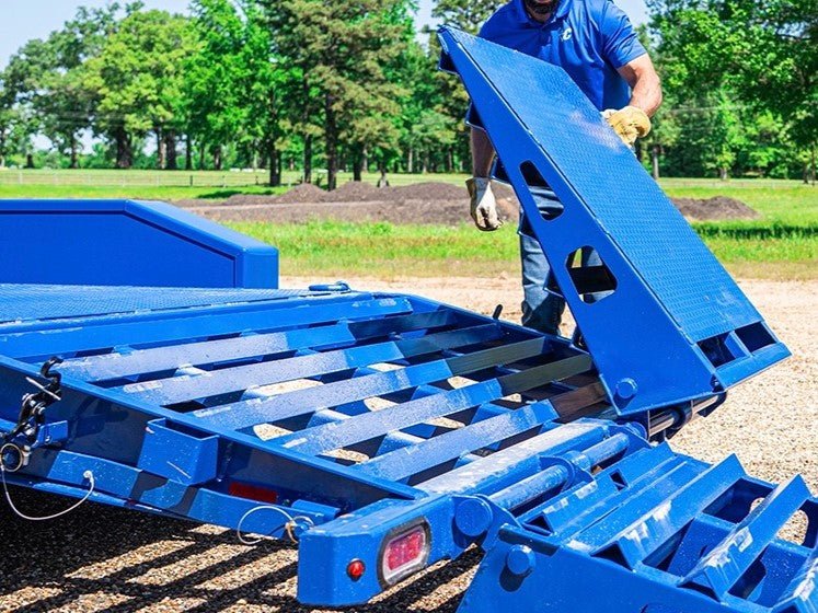 Diamond C LPX Low Profile Gooseneck Equipment Trailer