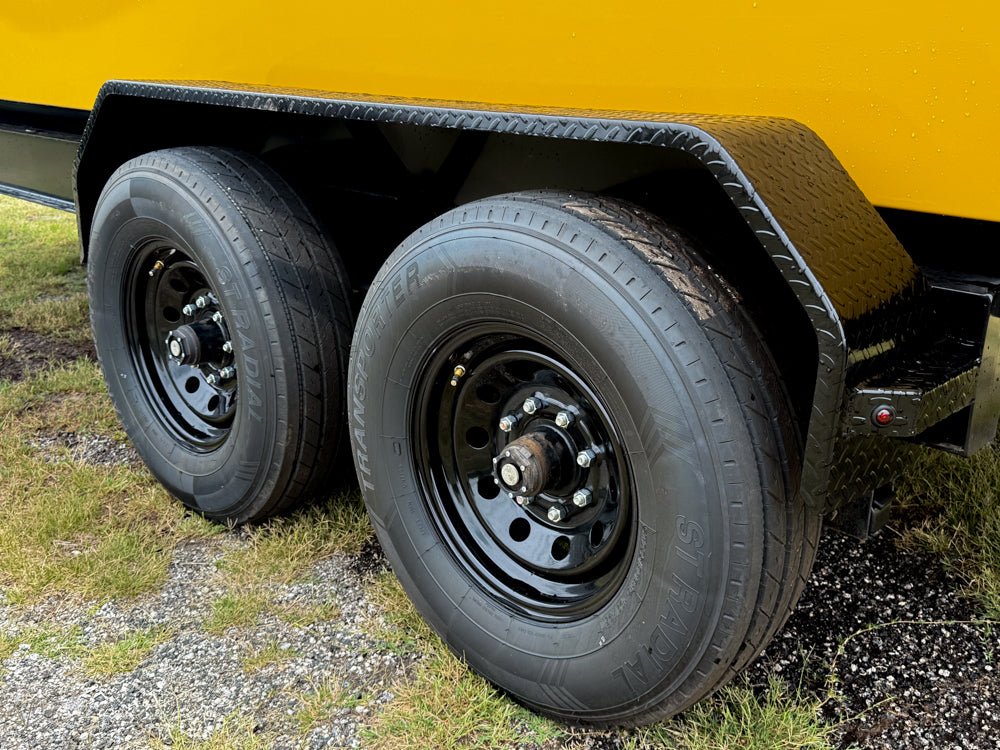 Dura - Haul Gooseneck Roll Off Package - Stryker Dealership Group