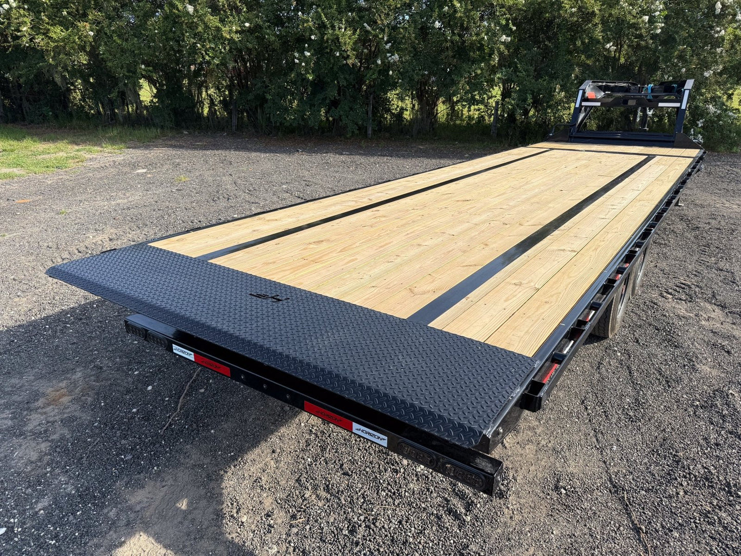 Horizon FTS Deckover Tilt Trailer - Stryker Dealership Group