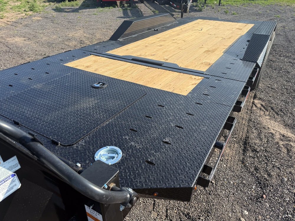 Horizon HET Gooseneck Tilt Trailer - Stryker Dealership Group