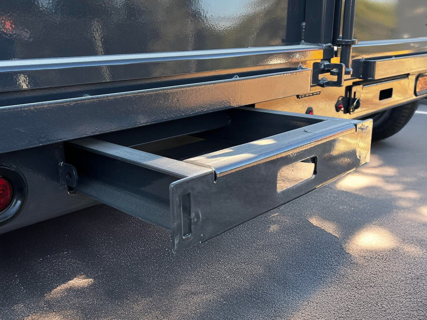 Lamar DL Low Profile Bumper Pull Dump Trailer - Stryker Dealership Group