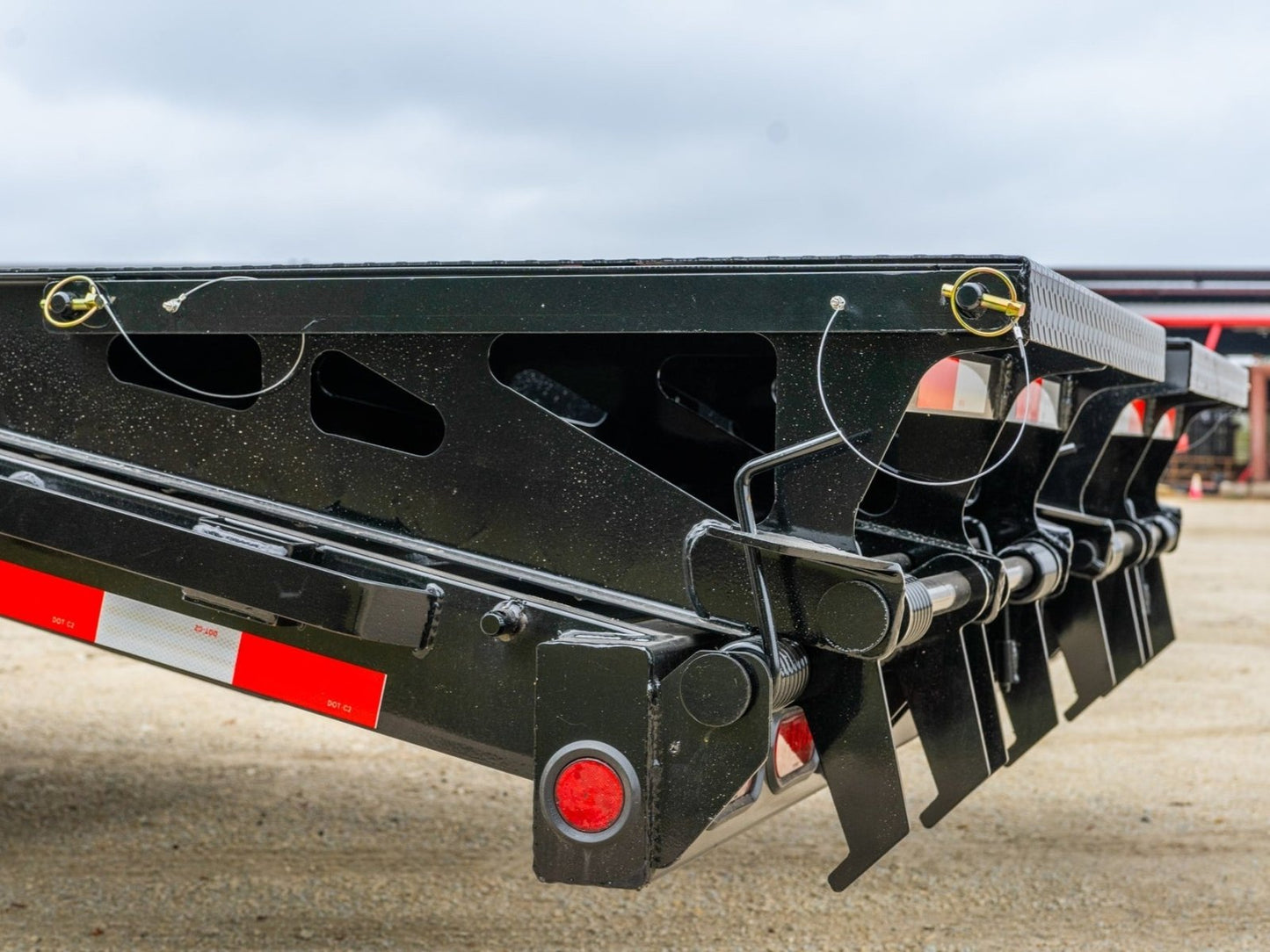 Norstar FXG Gooseneck Deckover Trailer