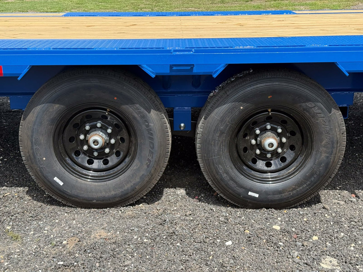 Stryker Single Wheel Deckover Trailer - Stryker Dealership Group