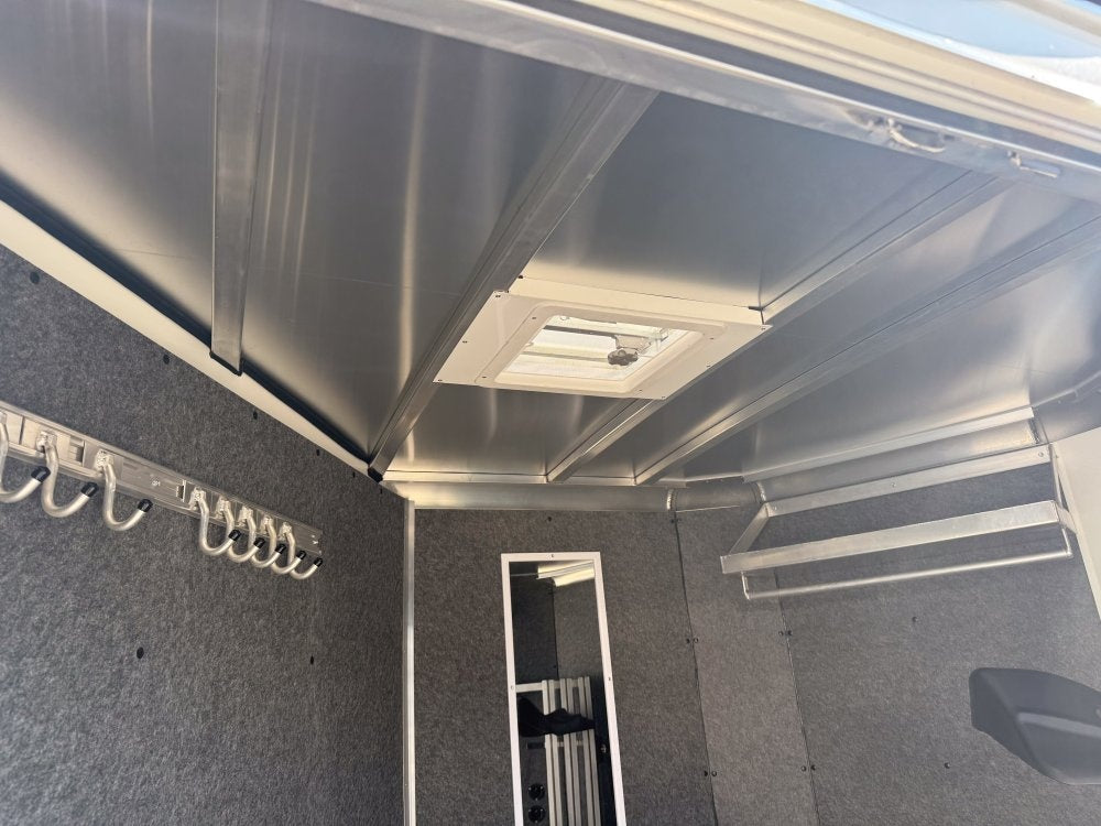 Sundowner 2 Horse Super Tack - White - Porch Lights - 2 Horse - Horse Trailers - TrailerSwap