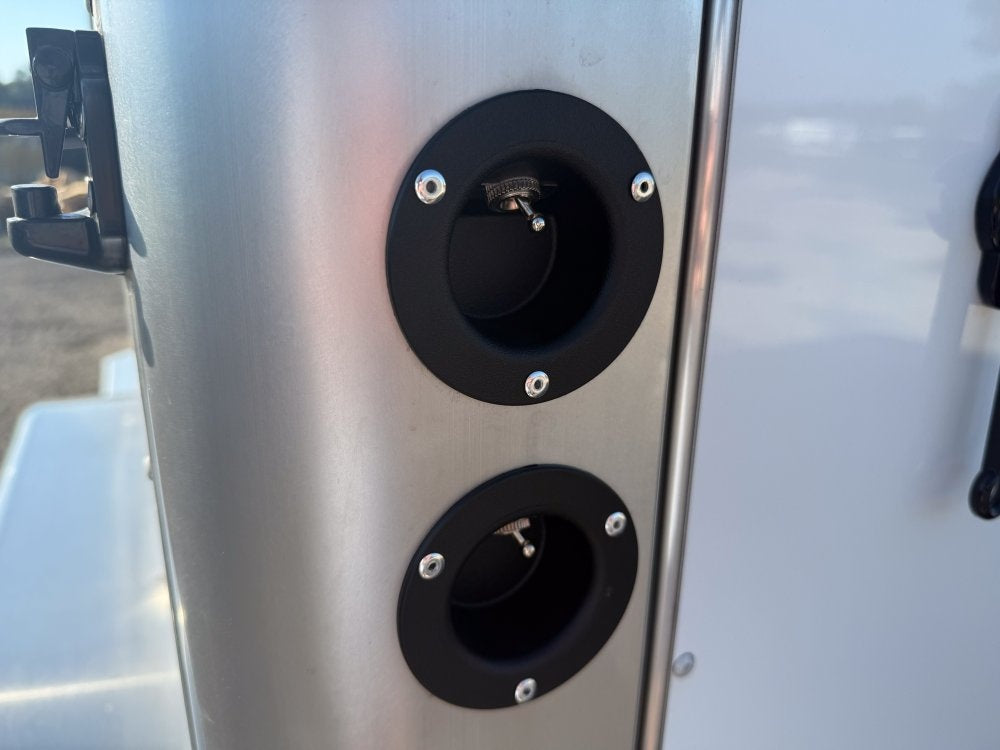 Sundowner 2 Horse Super Tack - White - Porch Lights - 2 Horse - Horse Trailers - TrailerSwap