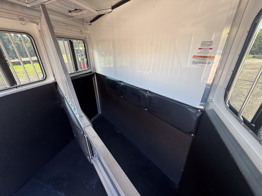 Sundowner 2 Horse Super Tack - White - Porch Lights - 2 Horse - Horse Trailers - TrailerSwap