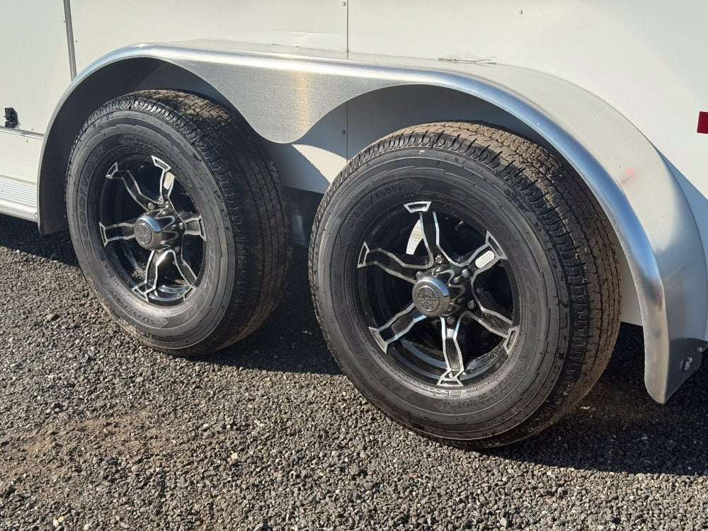 Sundowner 2 Horse Super Tack - White - Porch Lights - 2 Horse - Horse Trailers - TrailerSwap