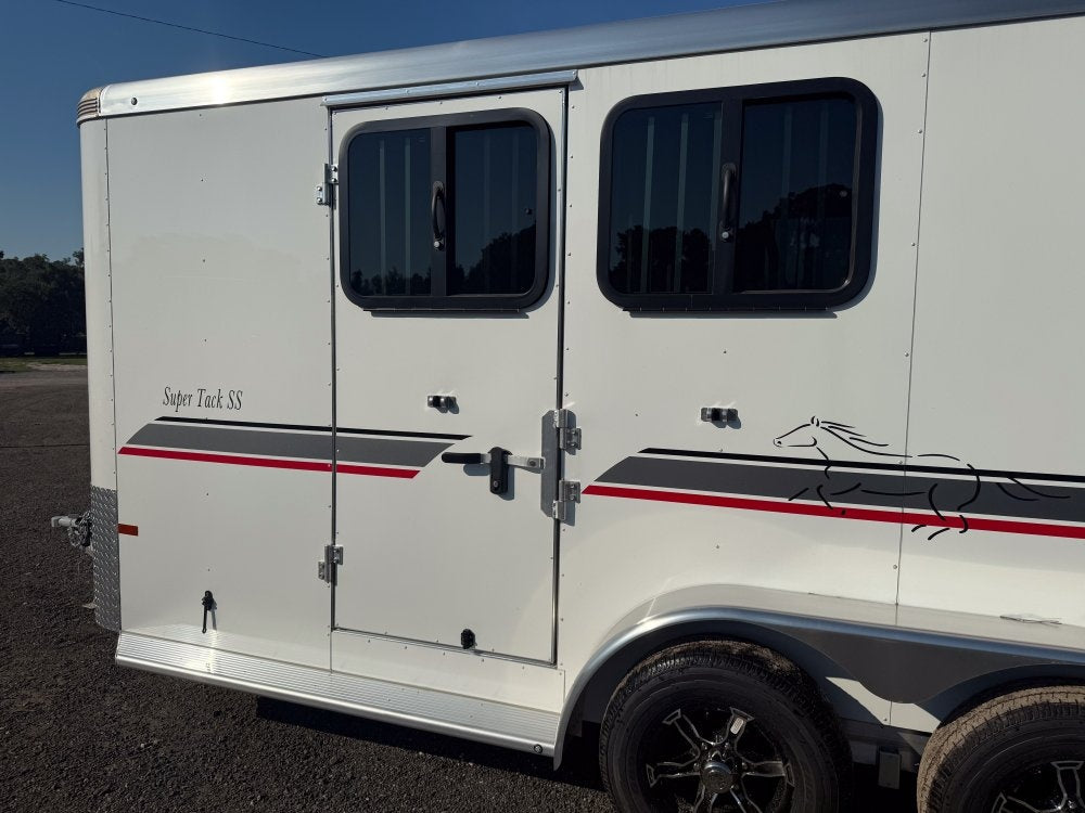 Sundowner 2 Horse Super Tack - White - Porch Lights - 2 Horse - Horse Trailers - TrailerSwap