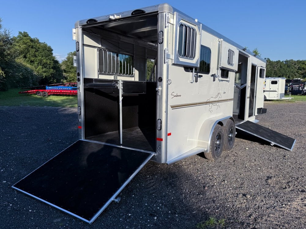 Sundowner Charter SE 2+1 Gooseneck Straight Load - White w/Stainless Nose (2) 5,200lb Axles - Side R - 2 Horse - Horse Trailers - TrailerSwap
