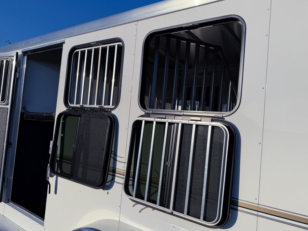 Sundowner Super Tack 3 Horse w/ Large Tack Room and Water Tank - White (2) 5,200lb Axles - 3 Horse - Horse Trailers - TrailerSwap