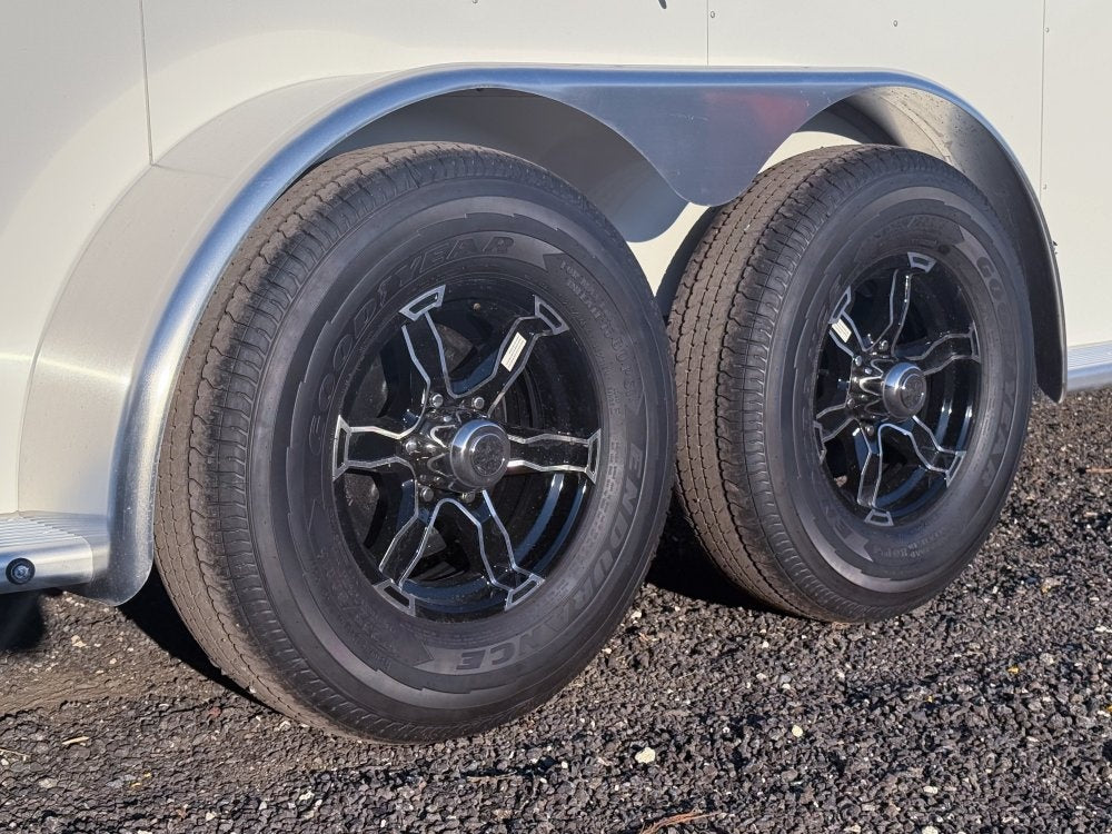 Sundowner Super Tack 3 Horse w/ Large Tack Room and Water Tank - White (2) 5,200lb Axles - 3 Horse - Horse Trailers - TrailerSwap