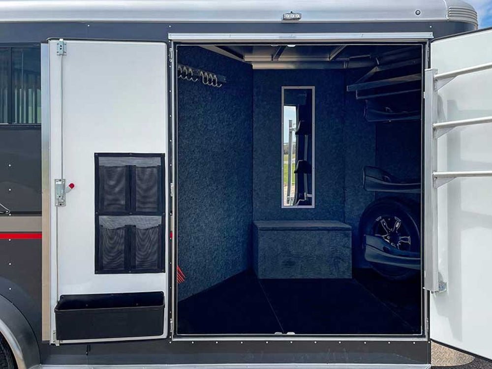 Super Tack Bumper Pull Horse Trailer - Stryker Dealership Group