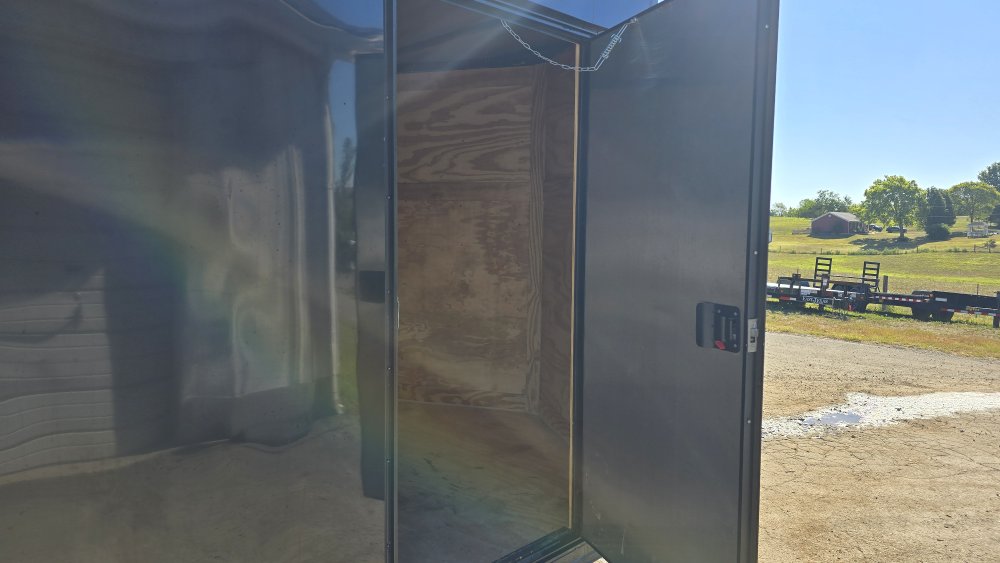 16' x 7' Quality Cargo Enclosed 44899