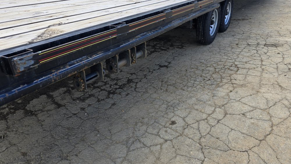 40" x 103" Trail Maxx Deckover Trailers 565