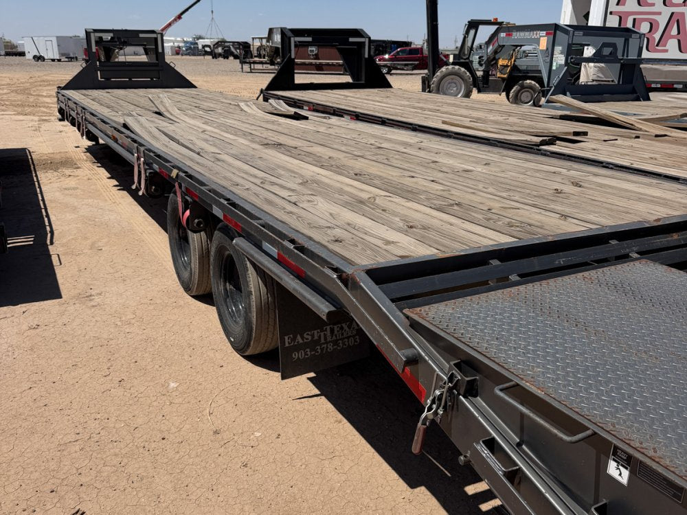 40' x 8.5' East Texas Deckover Trailers 36588