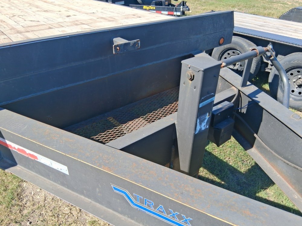 16' x 7" Repo Equipment Trailers 116044