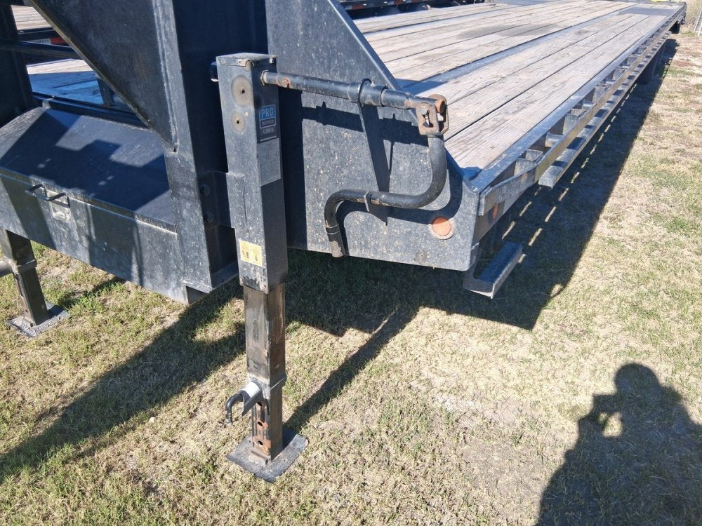 40' x 102" Big Tex Deckover Trailers 260109