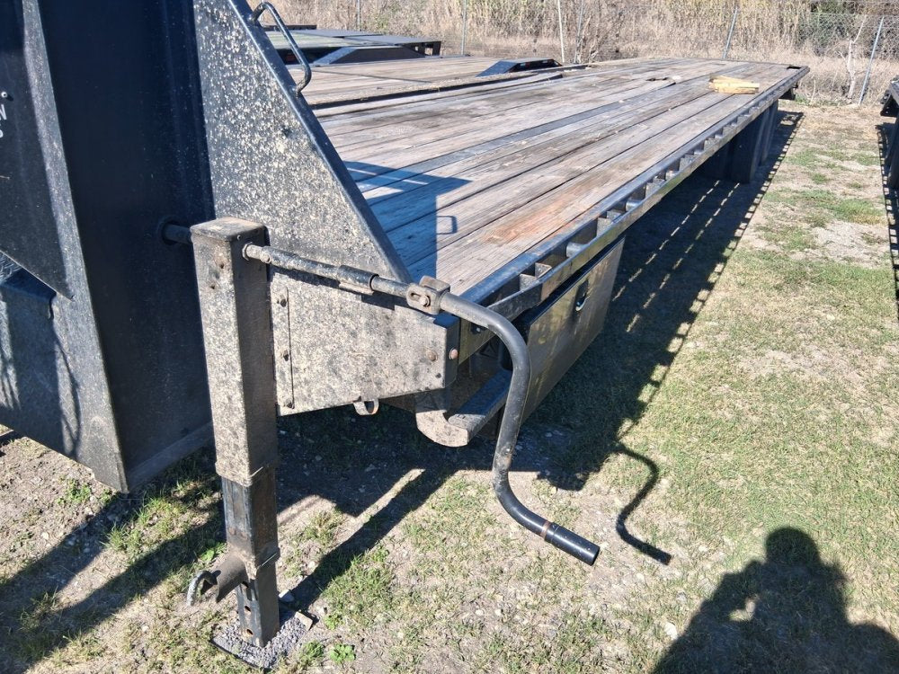 40' x 102" RawMaxx Deckover Trailers 108860