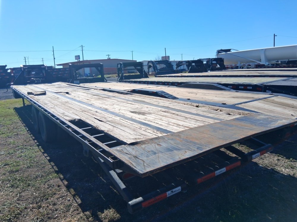 40' x 102" RawMaxx Deckover Trailers 108860