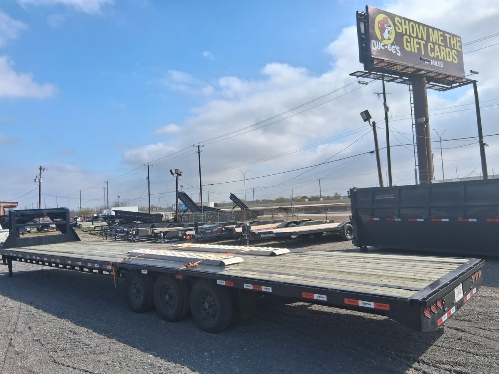 40' x 102" Ascend Deckover Trailers 687