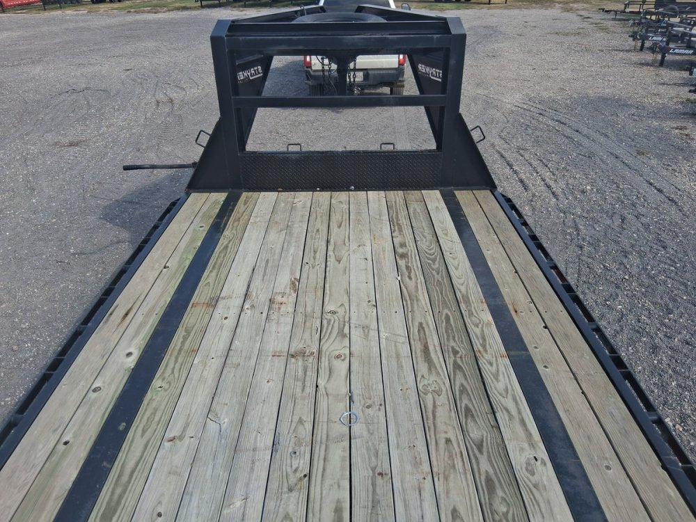 40' x 102" Ascend Deckover Trailers 687