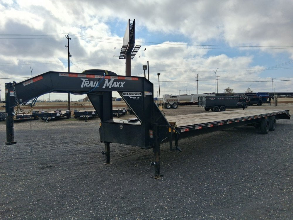 40' x 102" Trail Maxx Deckover Trailers 571