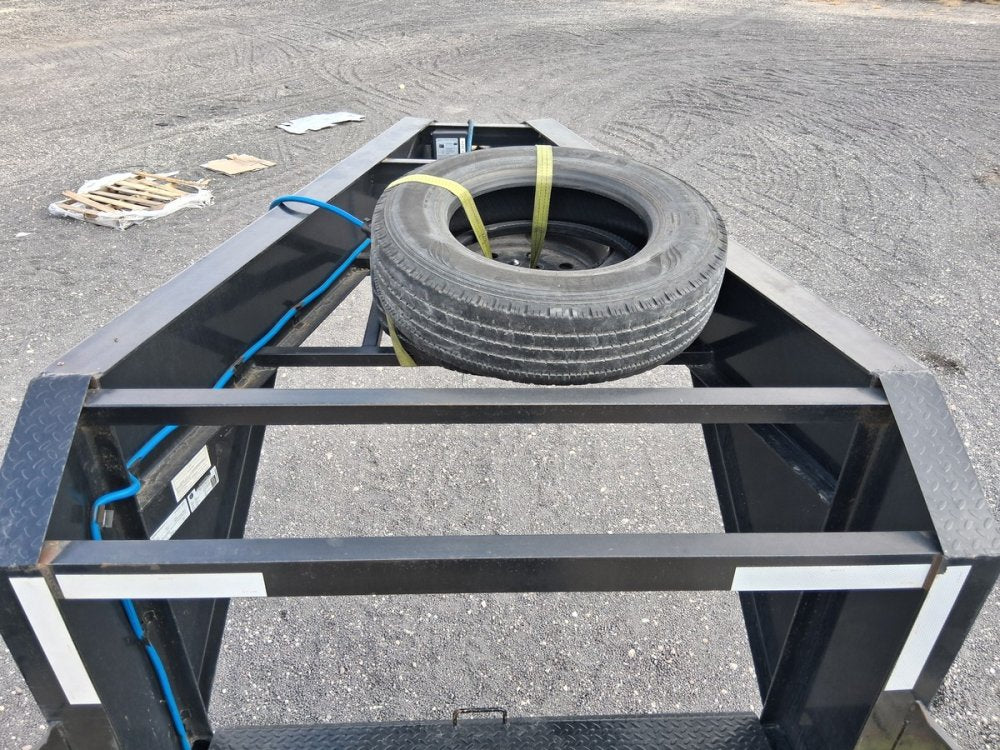 40' x 102" Trail Maxx Deckover Trailers 571