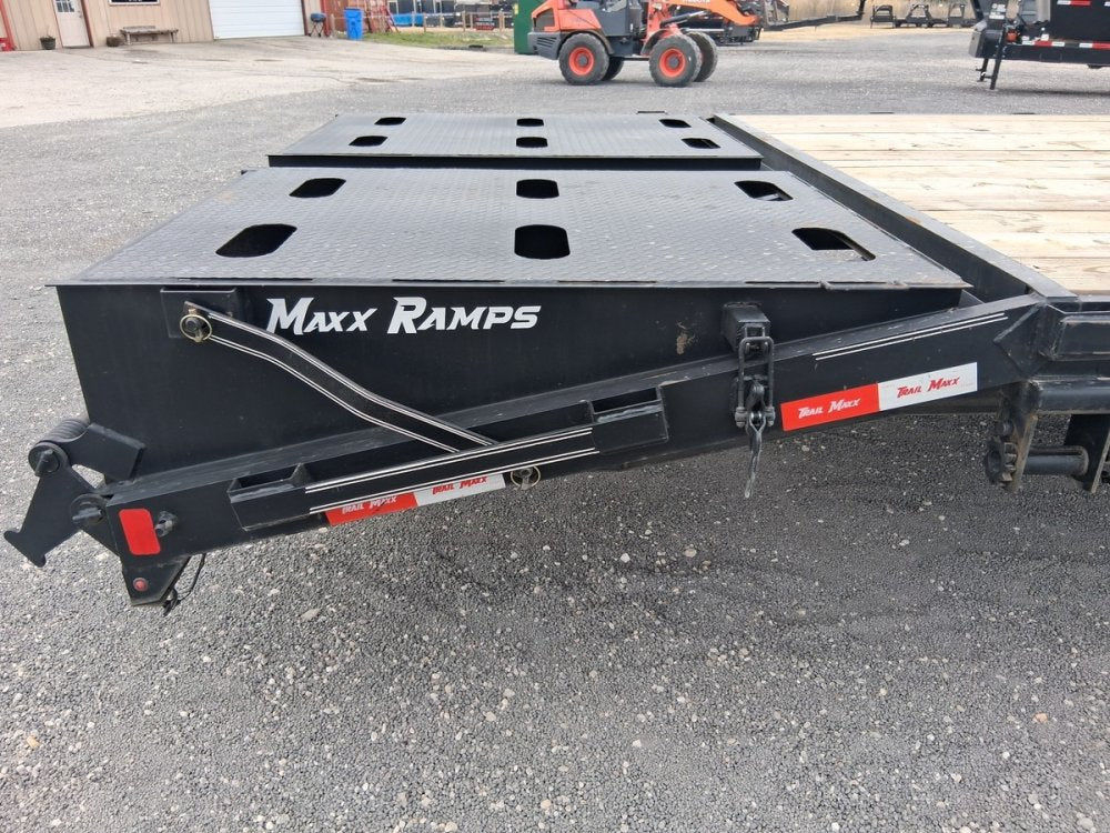40' x 102" Trail Maxx Deckover Trailers 1969