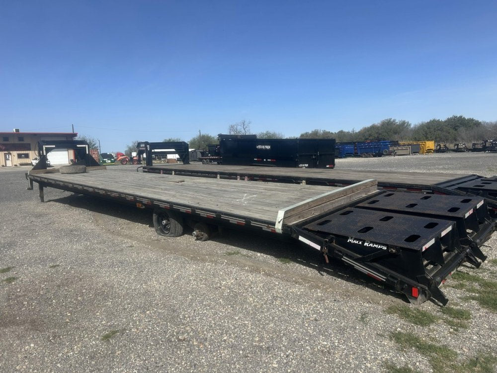 40' x 102" Trail Maxx Deckover Trailers 139