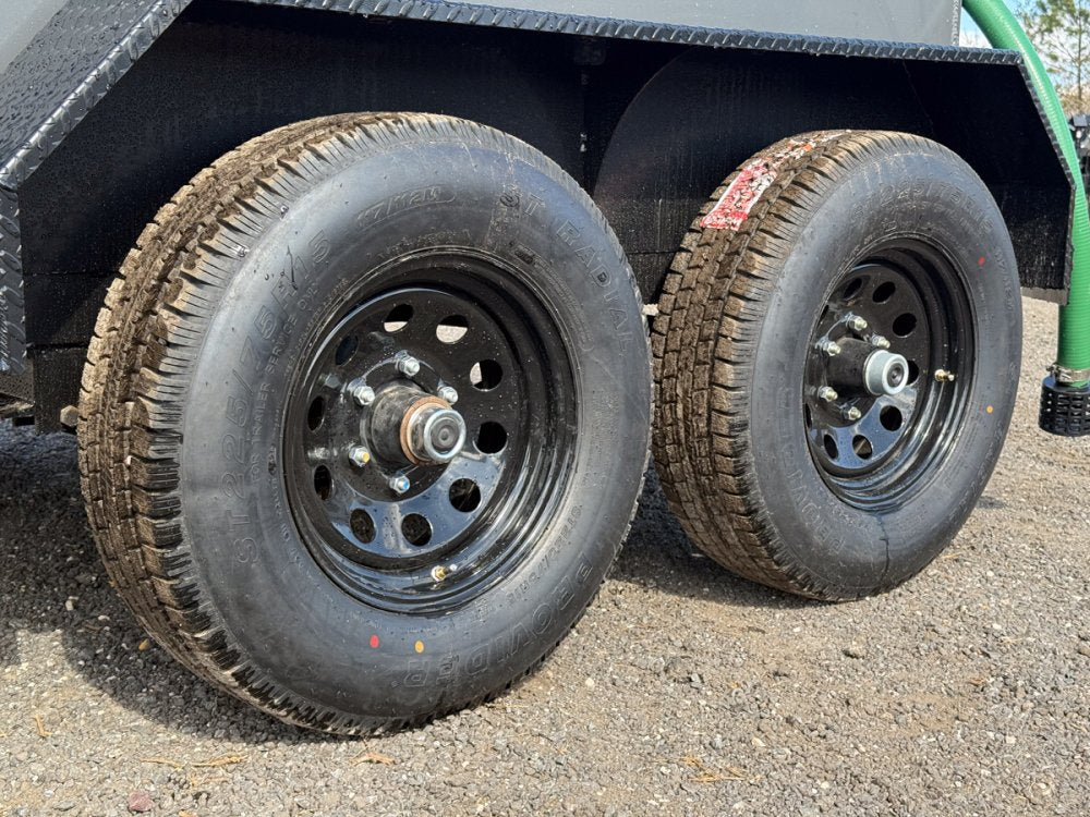 500 Gallon Water Tank Trailer with Pump and Hose 004473