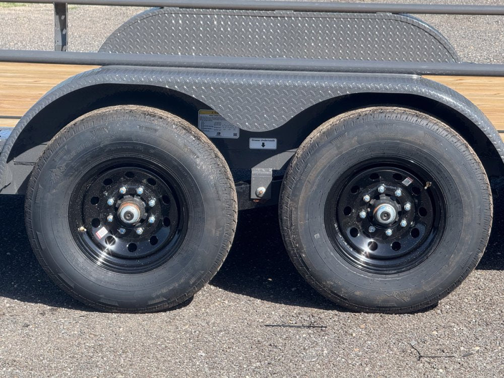 22' Horizon UTZ Bumper Pull Utility Trailer - (2) 7K Axles 016804