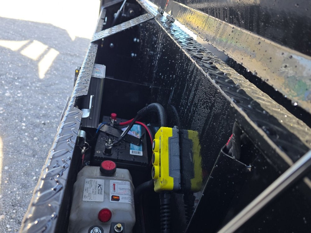 16' Stryker SDT Gooseneck Dump Trailer 36" Side Walls - (2) 8k Axles - Gooseneck Dump - Dump Trailers - TrailerSwap