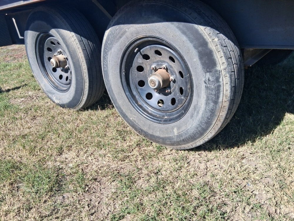 16' x 7" Repo Equipment Trailers - Low Profile Equipment Trailers - TrailerSwap