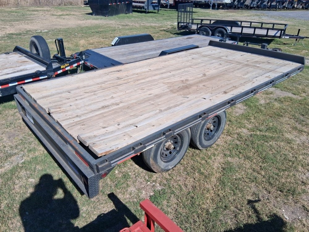 16' x 7" Repo Equipment Trailers - Low Profile Equipment Trailers - TrailerSwap